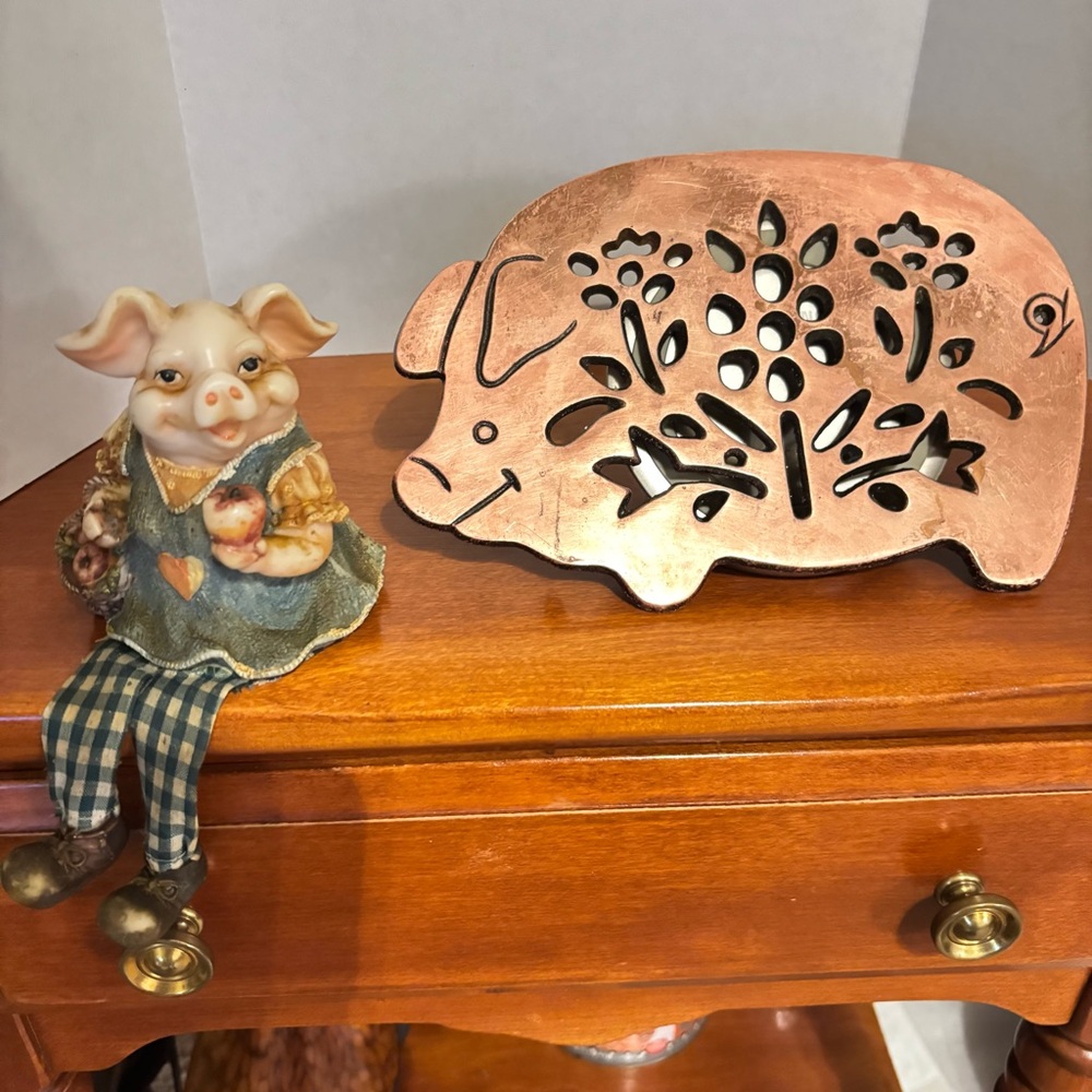 Vintage Preferred Stock Copper Plate Cast Iron TrivetWall Hanger w/Pig figurine